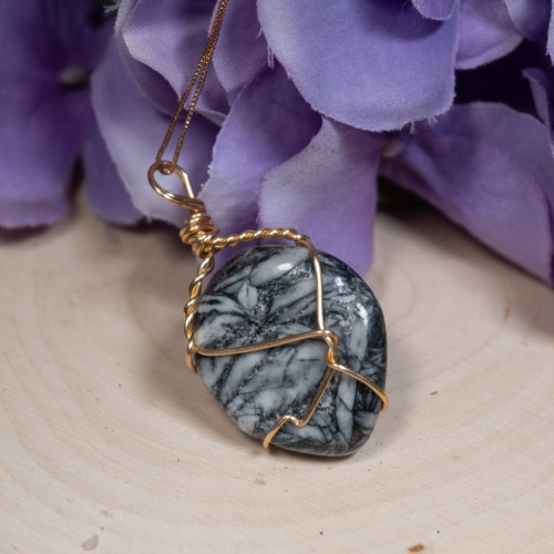 Pinolith Necklace #2