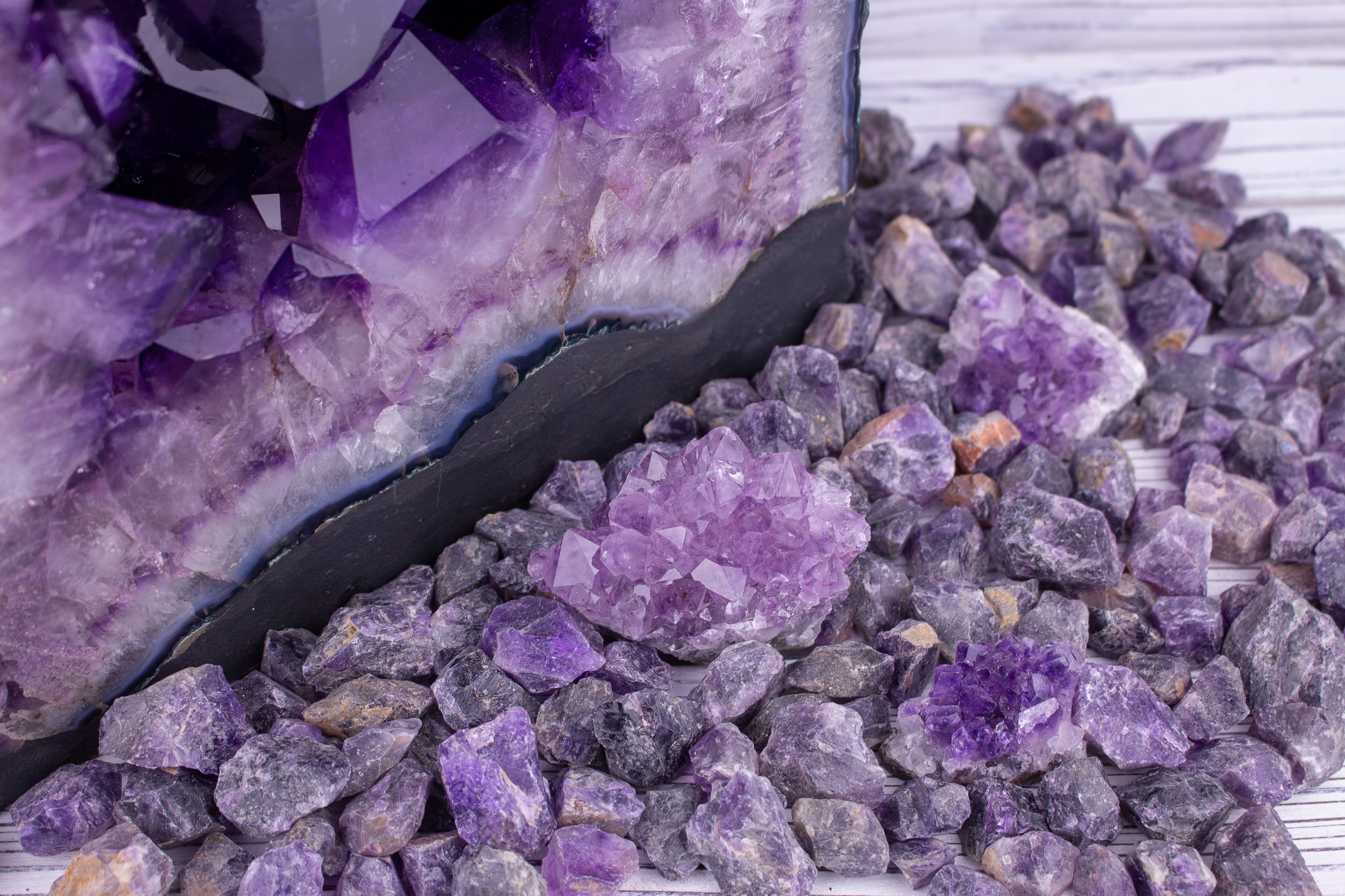 Amethyst Meanings and Crystal Properties - The Crystal Council