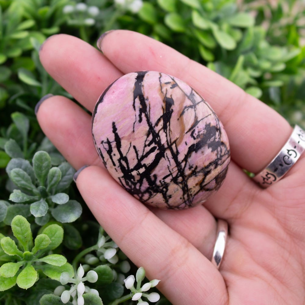 Mini Rhodonite Palmstone