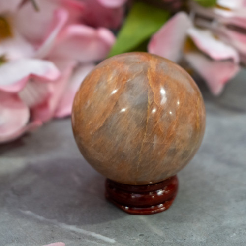Small Red Wooden Sphere Stand