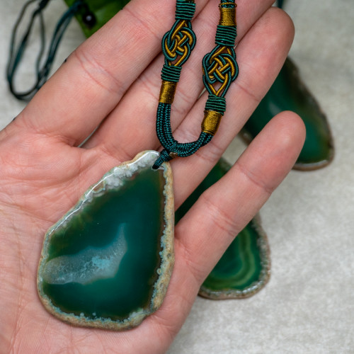 Random Dyed Green Agate Polished Necklace