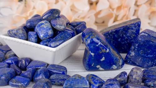 Lapis Lazuli Meanings and Crystal Properties - The Crystal Council