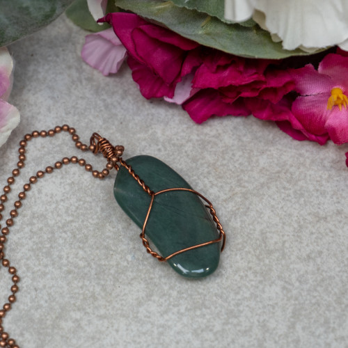 Bud Stone Bronze Necklace