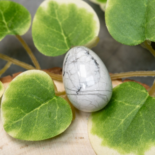 Howlite Egg