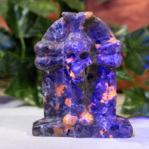 Yooperlite Skull and Cross Tombstone