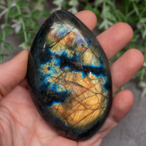 High Flash Labradorite Palmstone #3