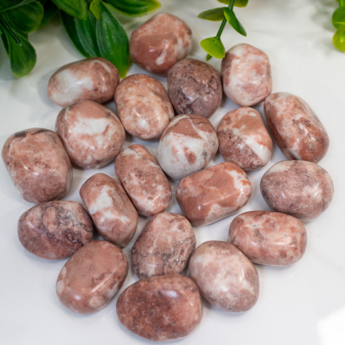 Strawberry Onyx Tumbled