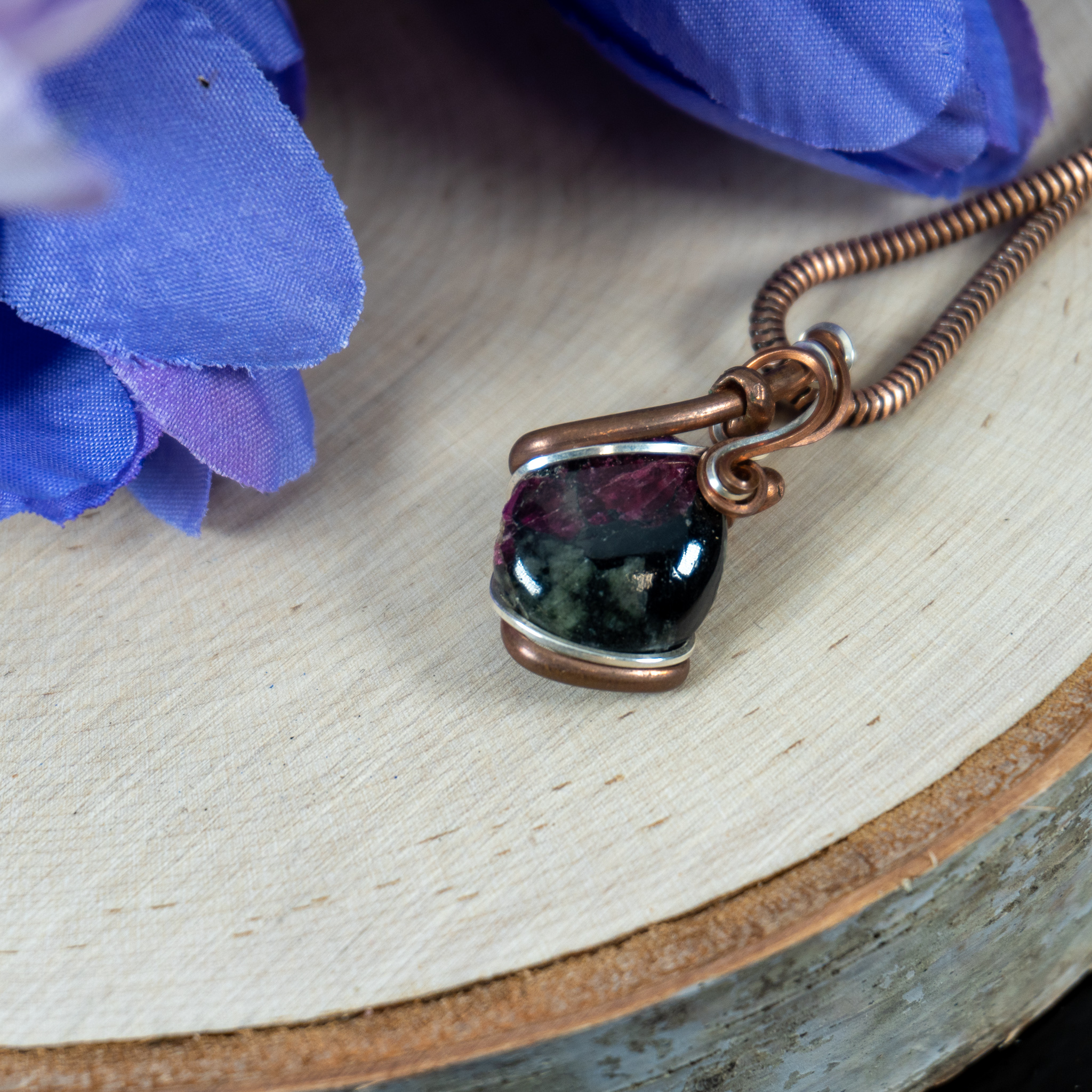 Eudialyte Wrap