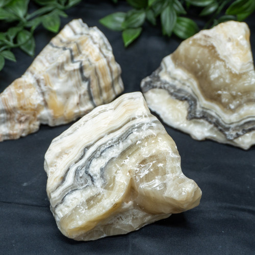 Medium Raw Zebra Calcite
