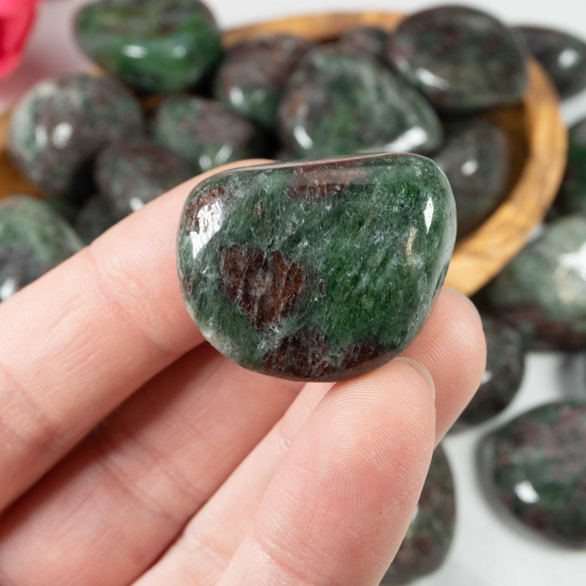 tumbled-eclogite-the-crystal-council