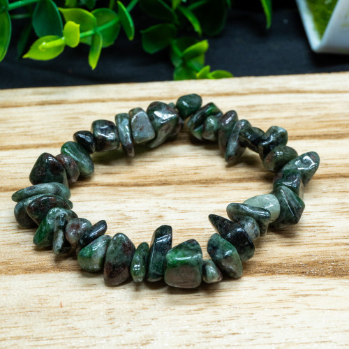 Eclogite Chip Bracelet