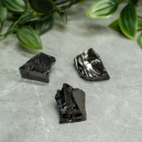 Small Random Raquirite