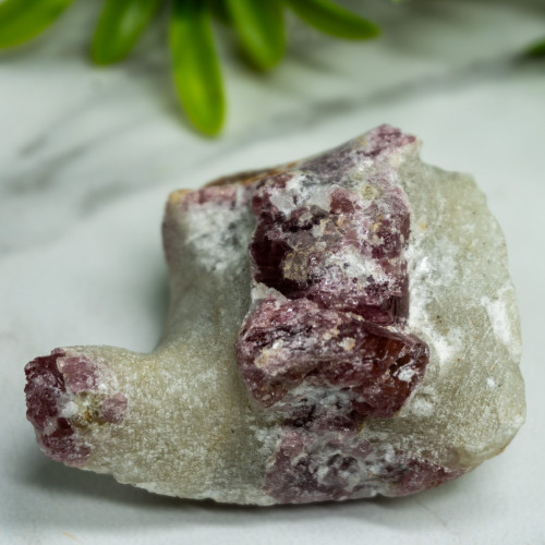 Spinel in White Marble #1
