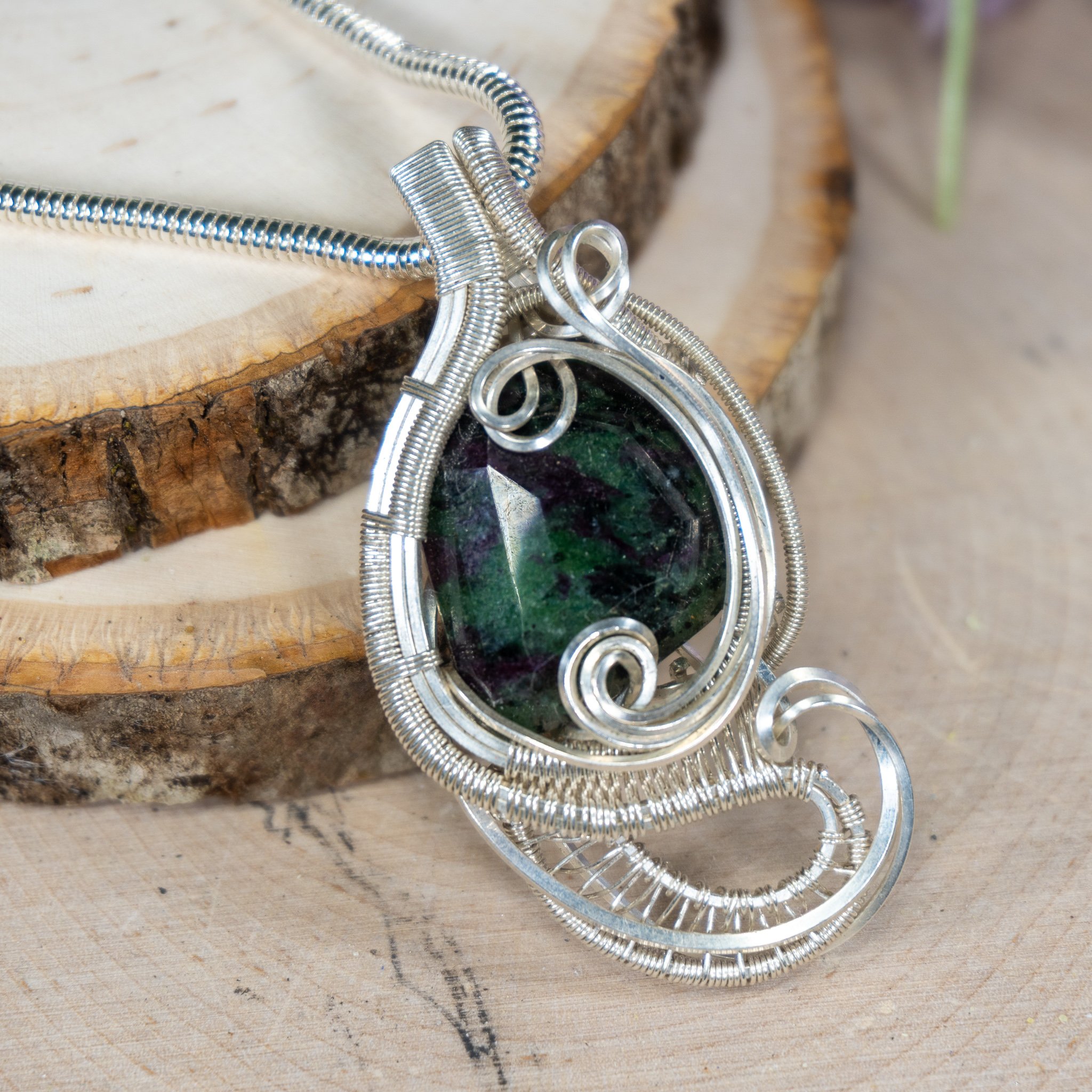 Facetted Ruby Zoisite (Silver) Wrap
