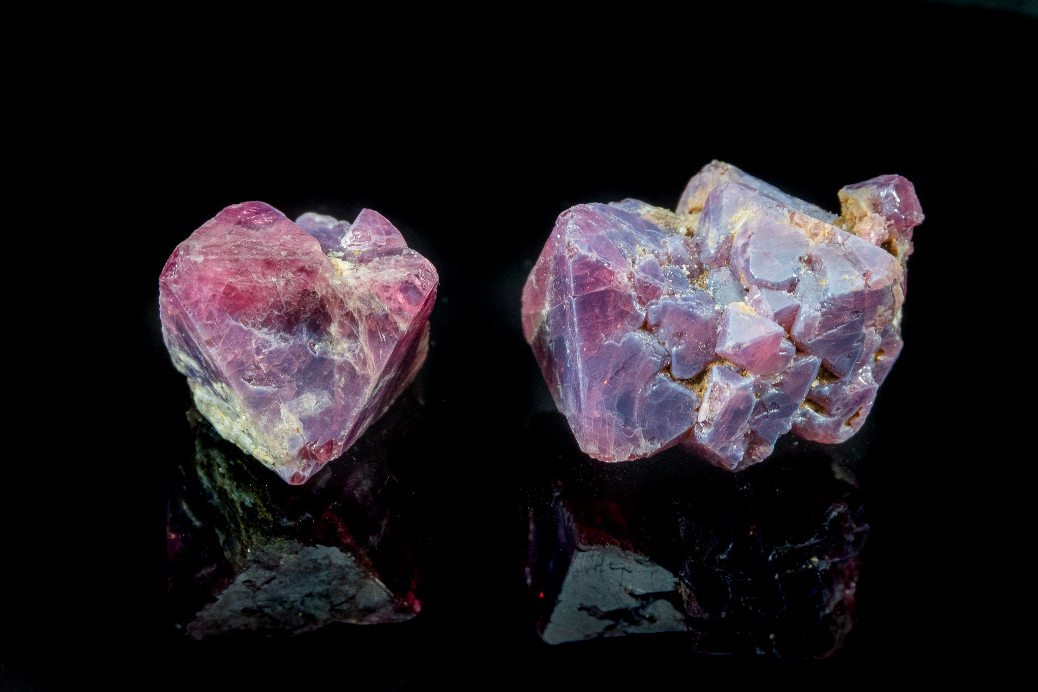 Spinel Meanings and Crystal Properties 