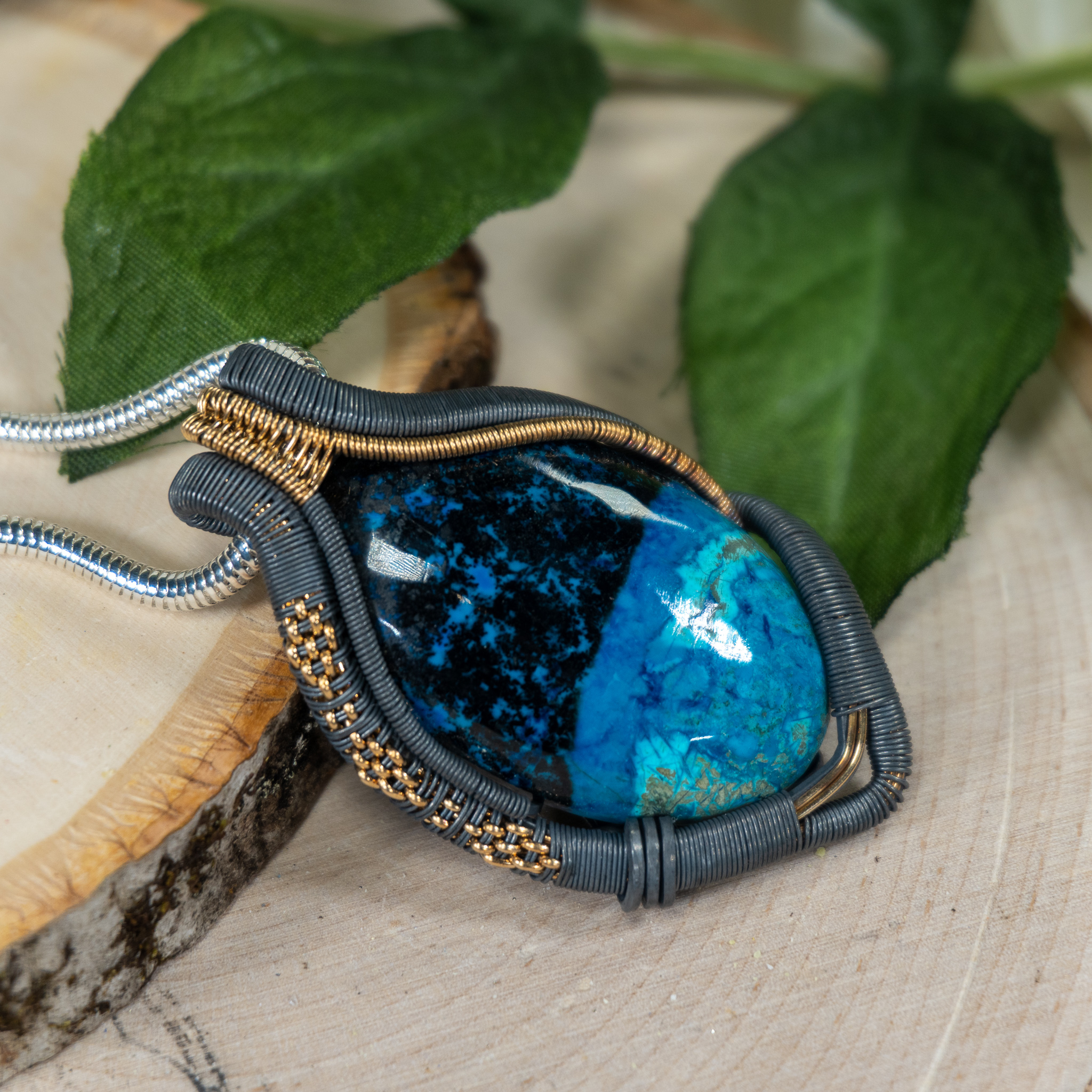 Shattuckite Black & Gold Wrap