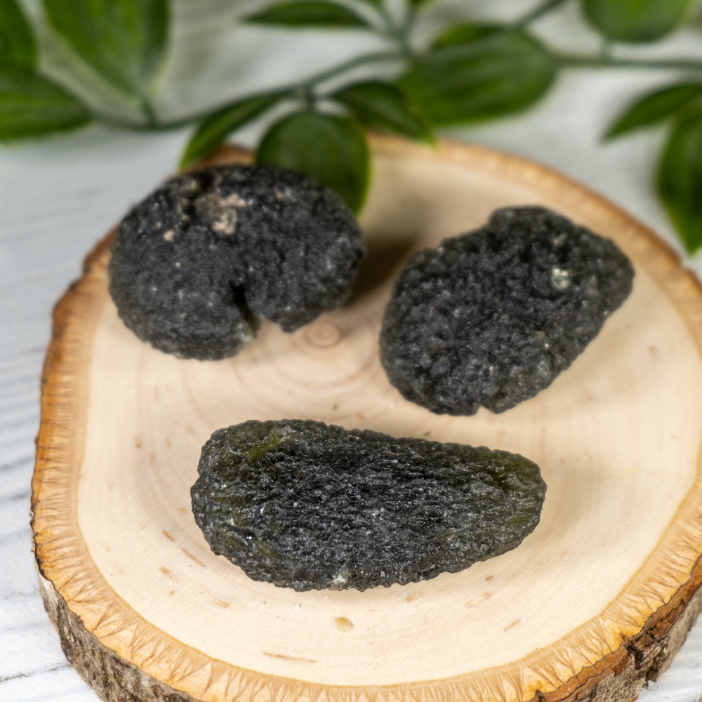 Random Medium Moldavite