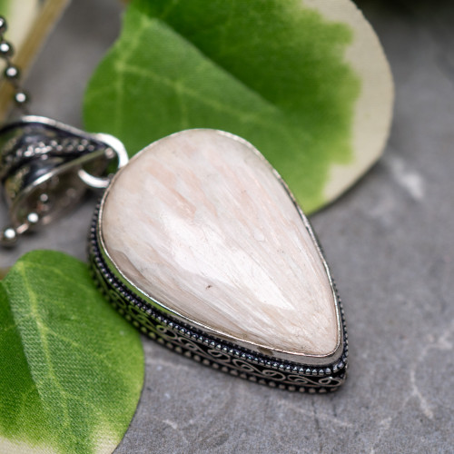 Stilbite Necklace #1