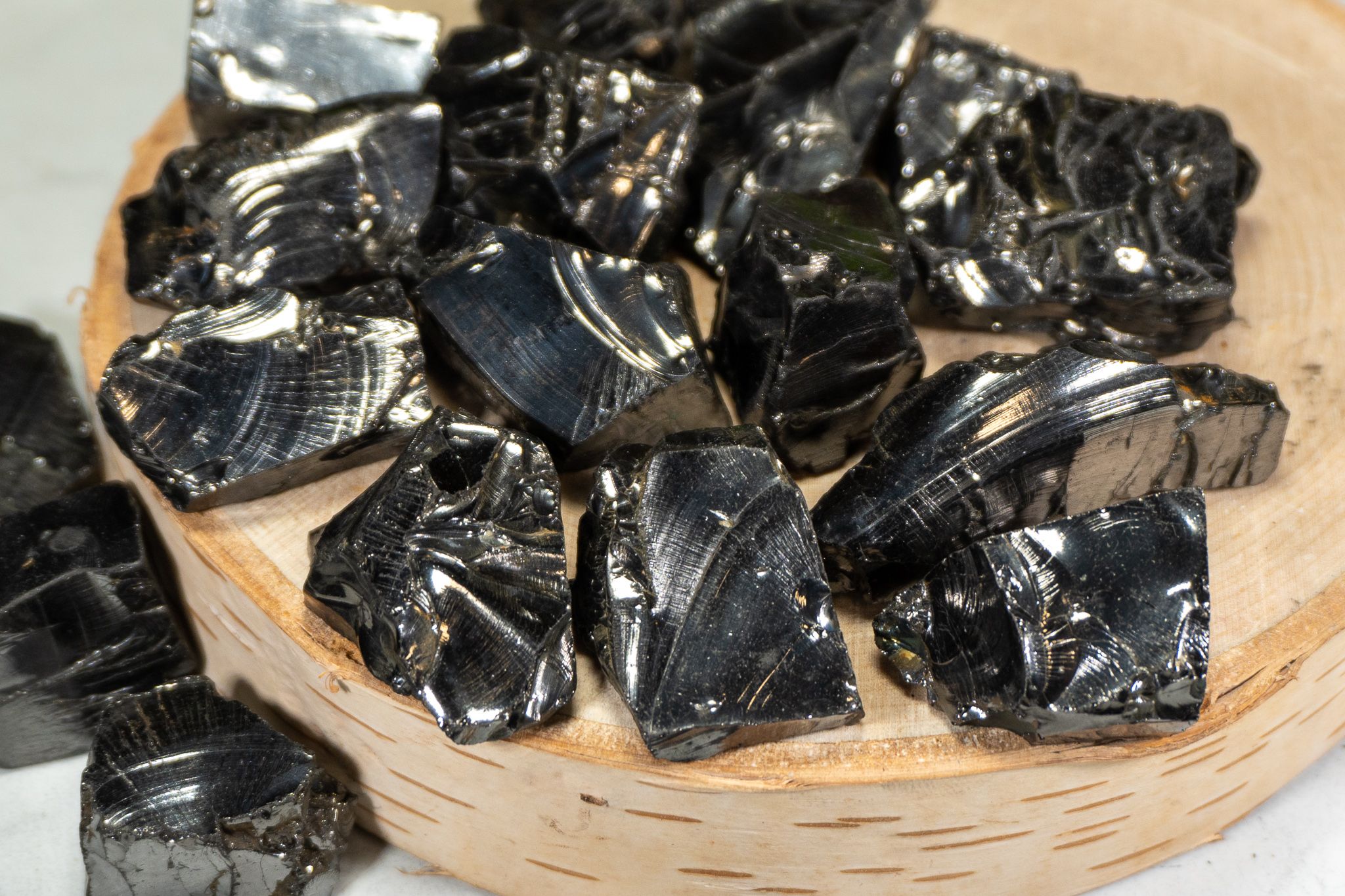 Shungite is a Natural stone That Has Anti-Inflammatory Qualities In ...