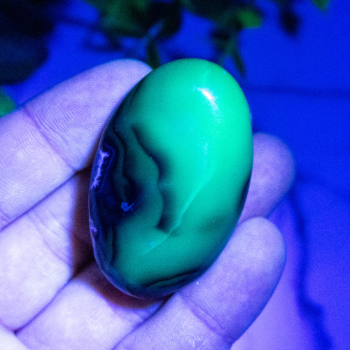 Volcano Agate (UV Reactive) Palmstone #10