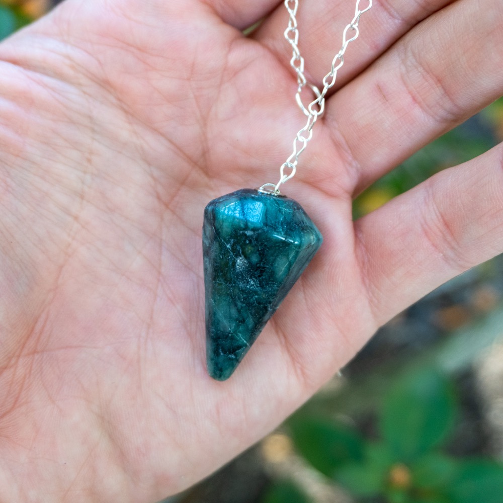 Emerald Pendulum