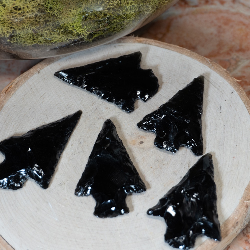 Small Obsidian Arrowhead