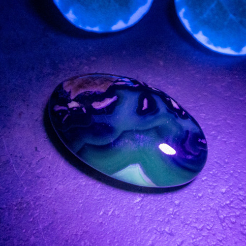 Volcano Agate Palmstone (UV Reactive) #13