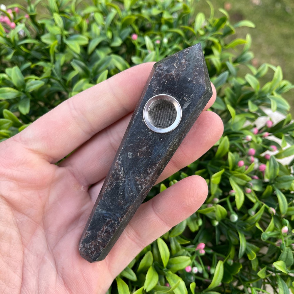 Arfvedsonite Smoking Bowl