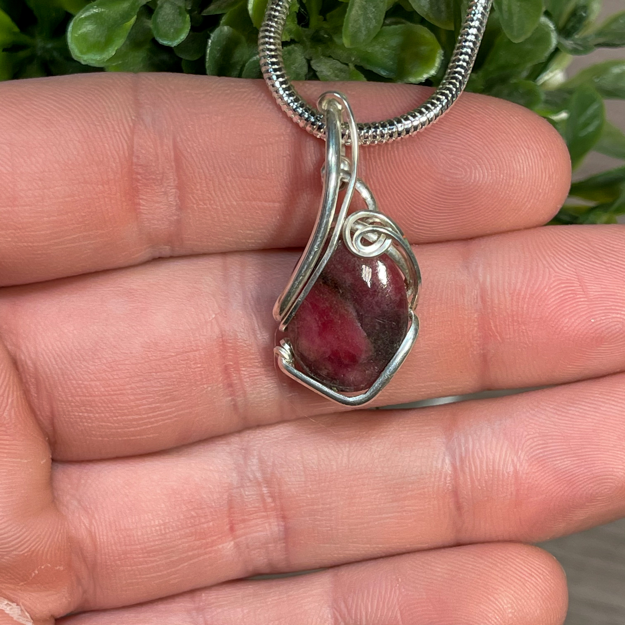 Circle Rhodonite Wire Wrap