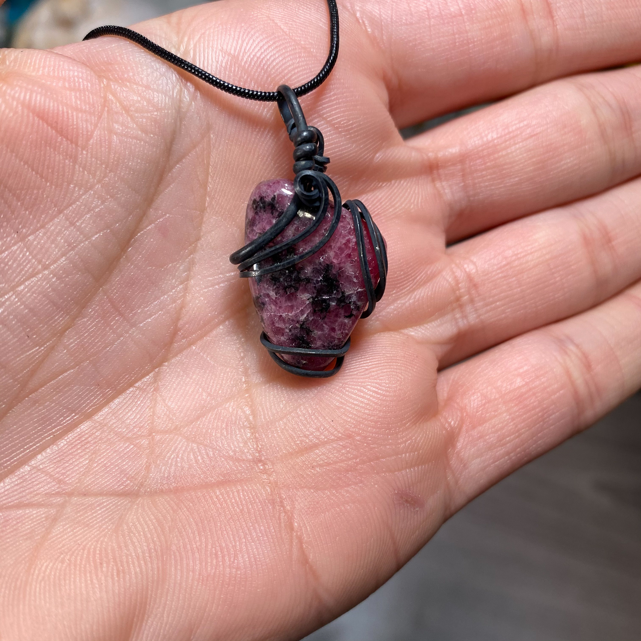 Rhodonite Wire Wrap (Black)