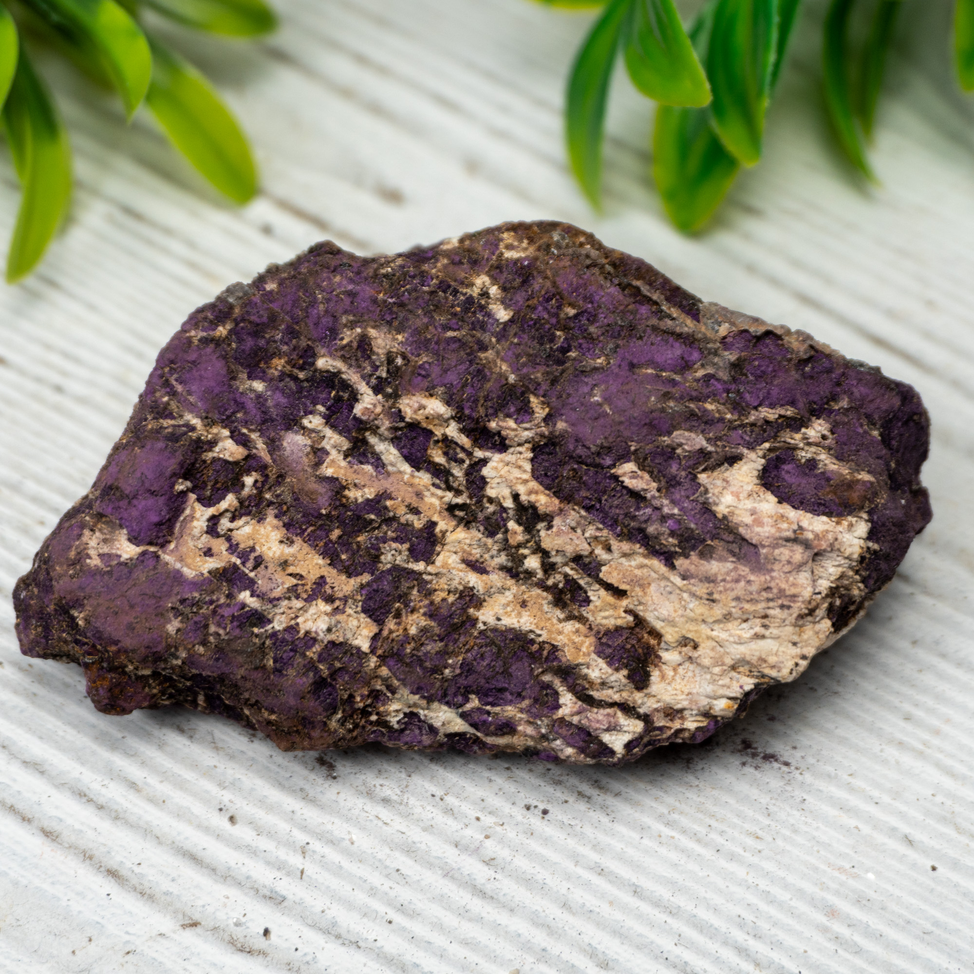 Purpurite on Quartz #10