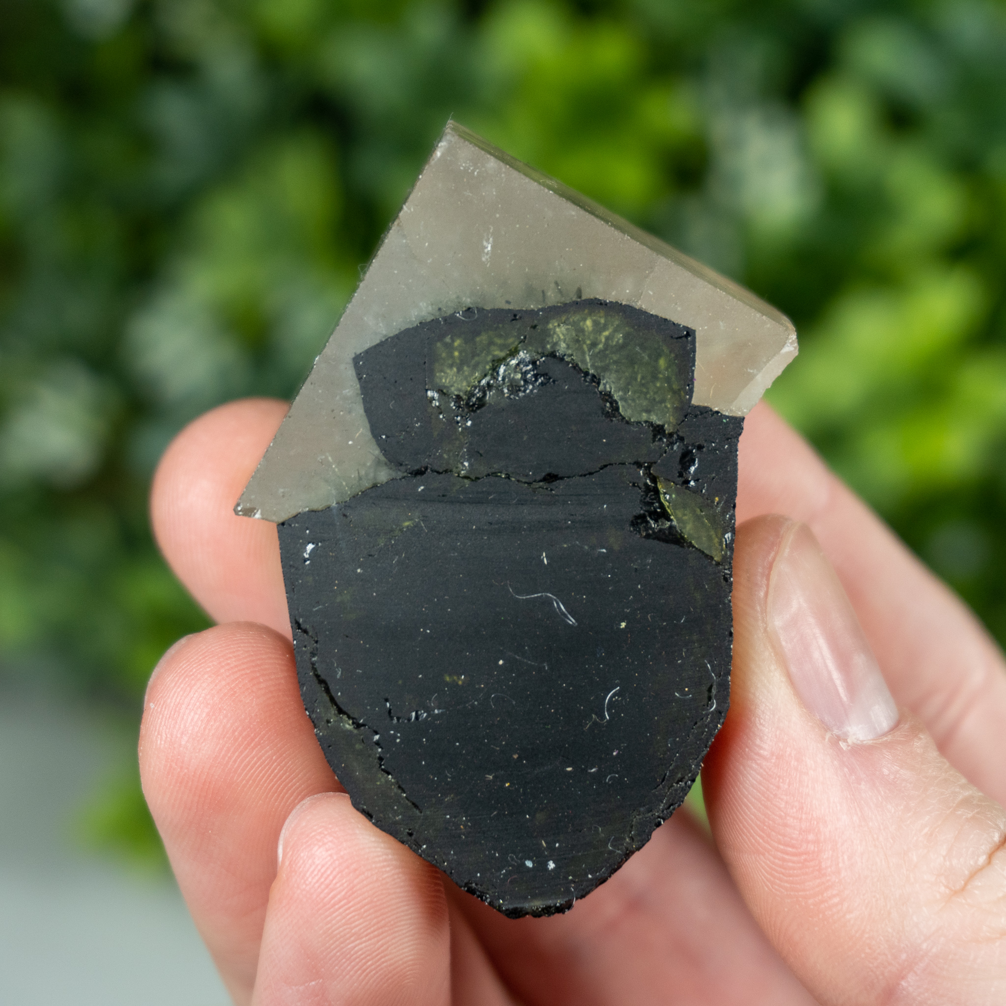 Green Tourmaline (A Grade) with Quartz Cut