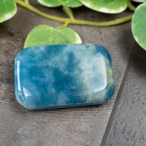 Blue Onyx Palmstone #9
