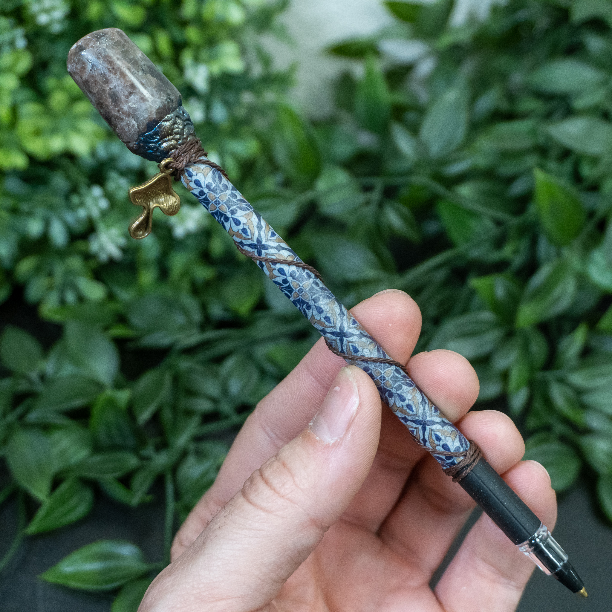 Tumbled Black Moonstone Pen