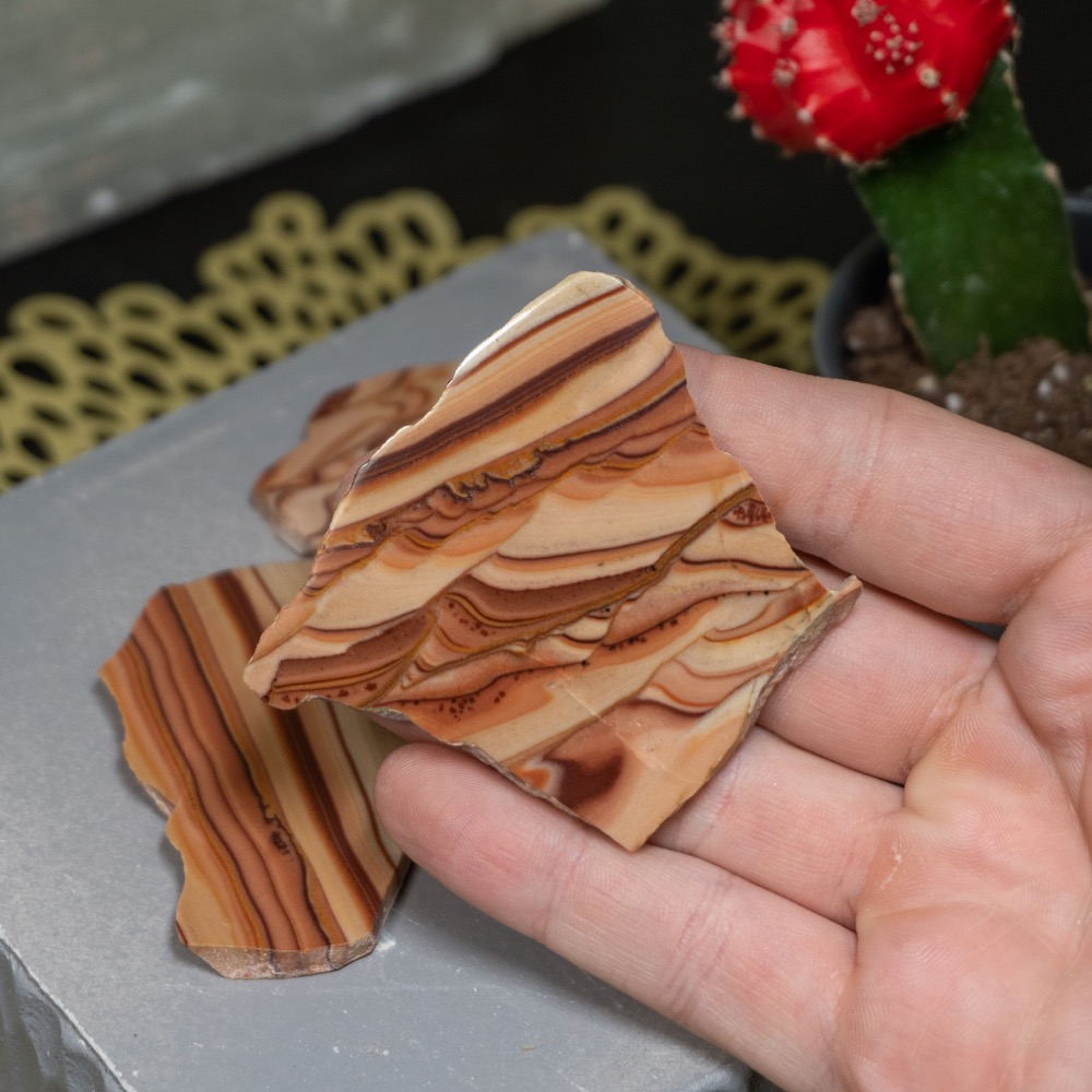 Wave Dolomite Half Polished Palm Piece