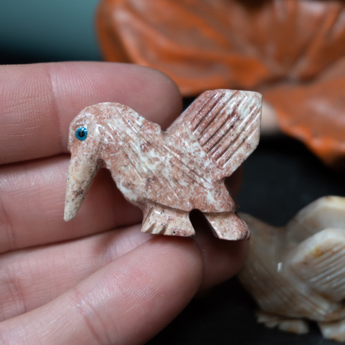 Dolomite Humming Bird