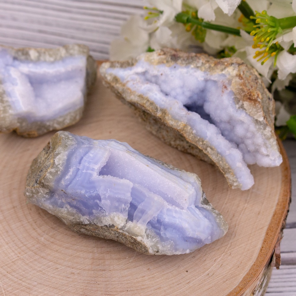 raw-blue-lace-agate-the-crystal-council