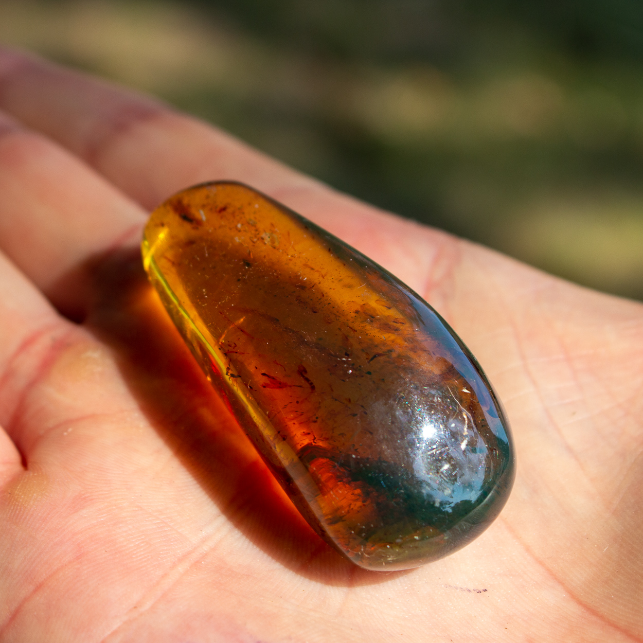 What Color Is Raw Amber